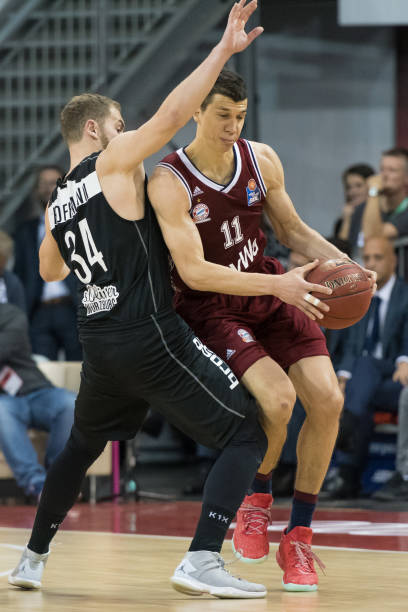 钟内出现如 钟内出现如