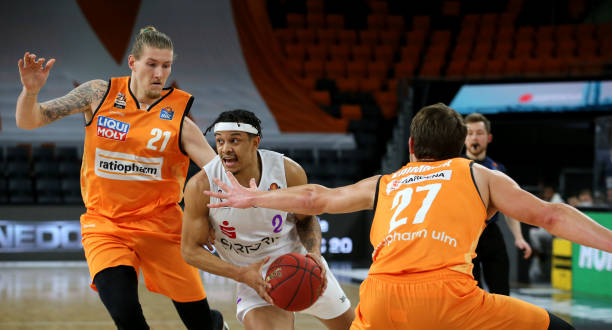 最终在这场 最终在这场