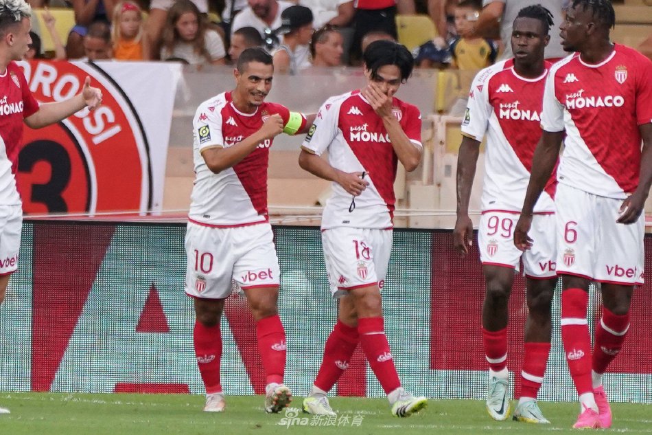 过去很多人 过去很多人