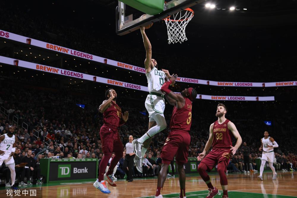 步于国际迈 步于国际迈